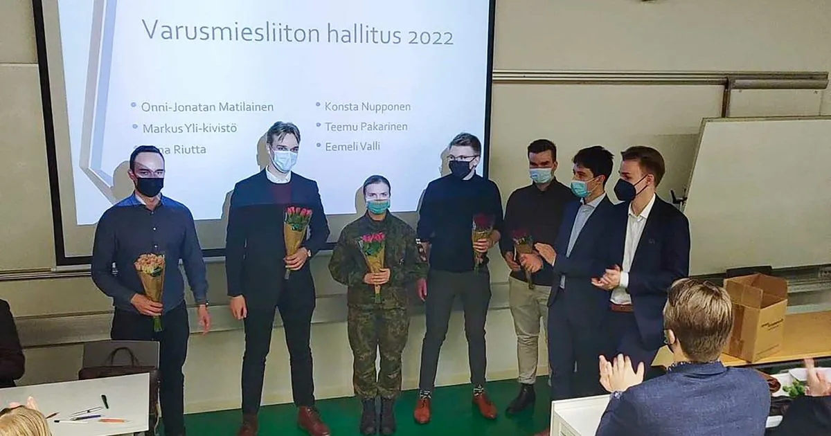 Varusmiesliiton puheenjohtajisto ja hallitus kaudelle 2022 on valittu